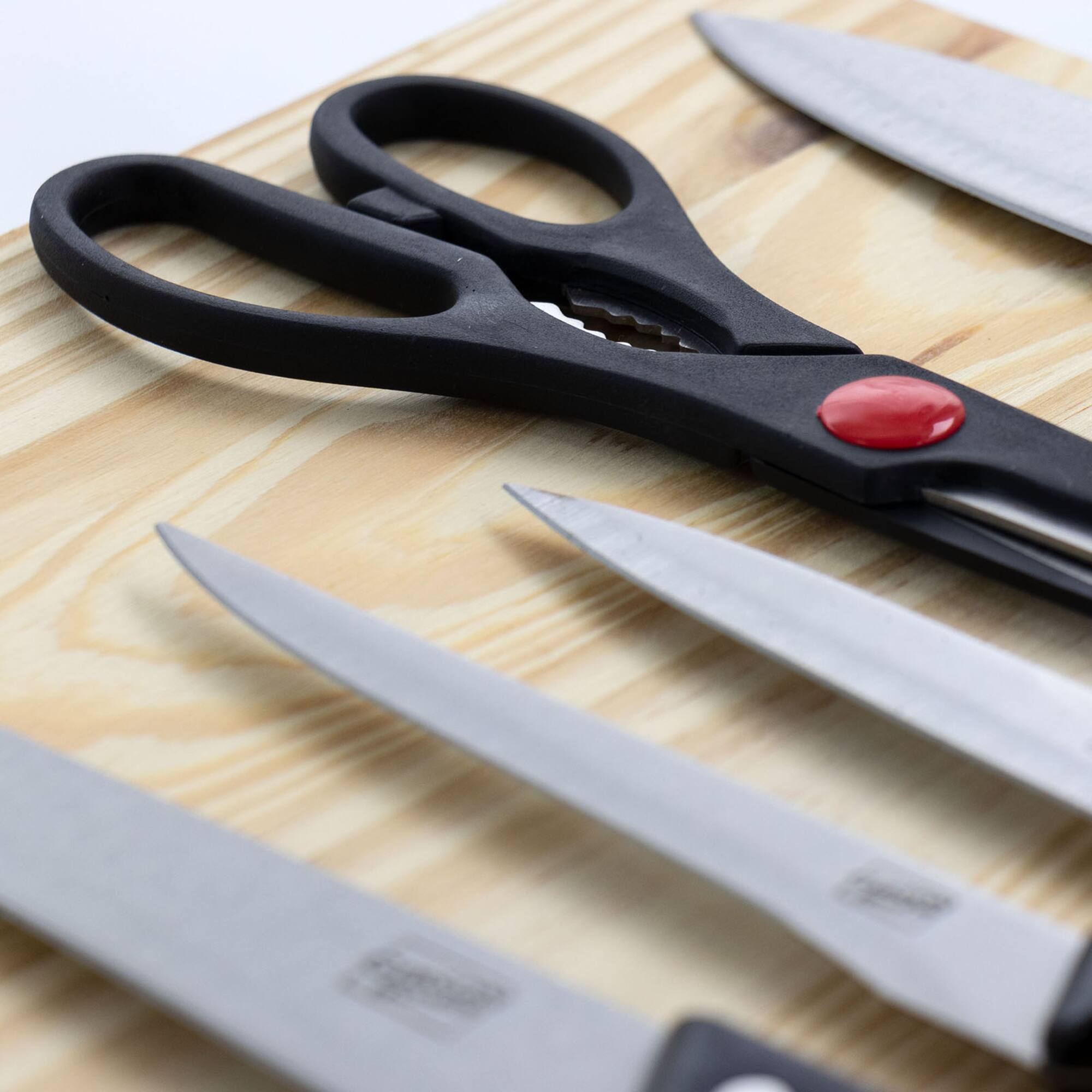 Gibson Home® Wildcraft 10-Piece Cutlery Set with Wooden Cutting Board